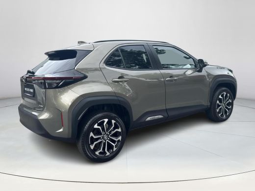 Toyota Yaris Cross 1.5 Hybrid 115 First Edition | 06-10141018 Voor meer informatie ActivLease financial lease