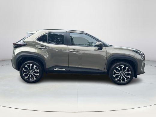 Toyota Yaris Cross 1.5 Hybrid 115 First Edition | 06-10141018 Voor meer informatie ActivLease financial lease