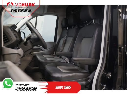 Volkswagen Crafter 35 2.0 TDI 140 pk DSG Aut. L3H2 EXPORT ONLY Navi/ Carplay/ PDC/ Cruise/ Trekhaak/ Airco ActivLease financial lease