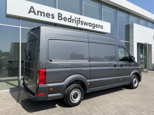 Volkswagen Crafter 35 2.0 TDI L3H3 Highline 140 Pk Automaat | Trekhaakvoorbereiding | App-Connect | 3 Zits ActivLease financial lease