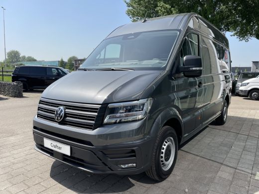 Volkswagen Crafter 35 2.0 TDI L3H3 Highline 140 Pk Automaat | Trekhaakvoorbereiding | App-Connect | 3 Zits ActivLease financial lease