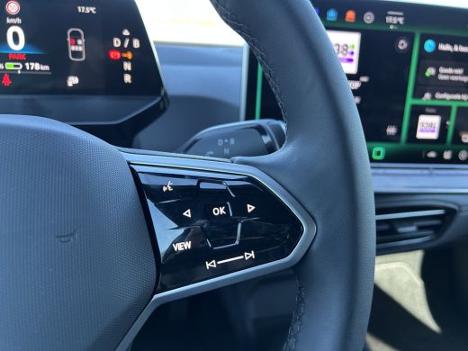 Volkswagen ID.3 Black Edition 52 kWh | 19 inch velgen | Parkeersensoren | App-Connect ActivLease financial lease