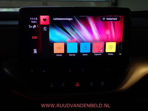 Volkswagen ID.4 Pro 77 kWh TREKHAAK / CAMERA / CARPLAY ActivLease financial lease