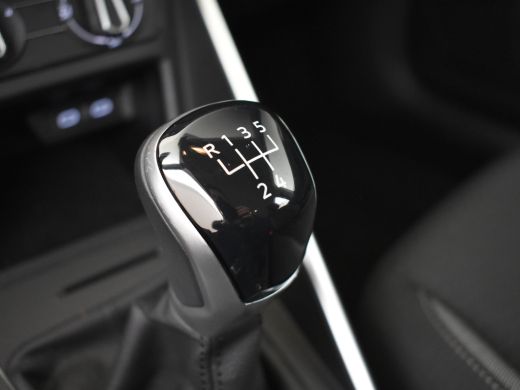 Volkswagen Polo 1.0 TSI 96pk Life | FABRIEKSGARANTIE TOT 09-2027 | Cruise control adaptief | Parkeersensoren v+a ... ActivLease financial lease