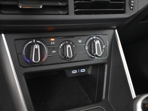 Volkswagen Polo 1.0 TSI 96pk Life | FABRIEKSGARANTIE TOT 09-2027 | Cruise control adaptief | Parkeersensoren v+a ... ActivLease financial lease