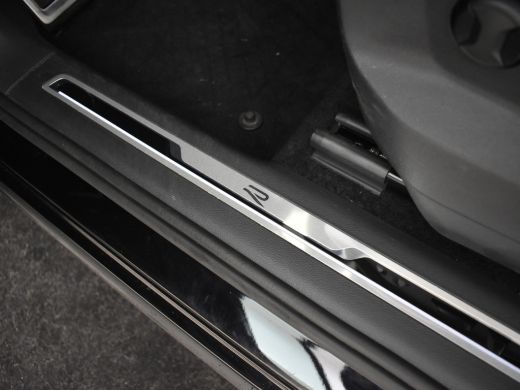 Volkswagen Tiguan 2.0 TSI 4Motion 191pk | DSG/AUTO | Trekhaak | Lederbekleding | Elektrische stoelen met geheugen |... ActivLease financial lease
