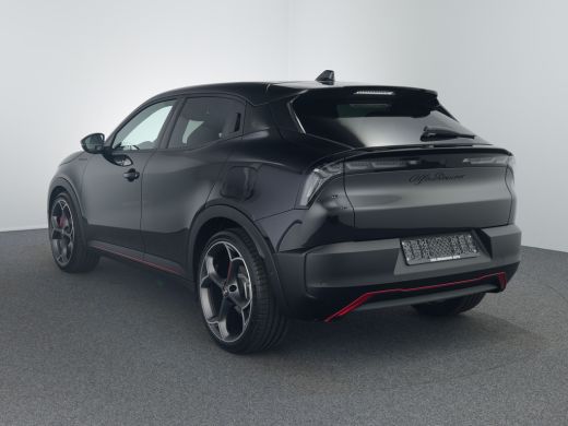 Alfa Romeo Junior Elettrica Veloce 54 kWh | Achteruitrijcamera | Airco (automatisch) | Cruise control adaptief ActivLease financial lease