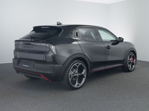 Alfa Romeo Junior Elettrica Veloce 54 kWh | Achteruitrijcamera | Airco (automatisch) | Cruise control adaptief ActivLease financial lease