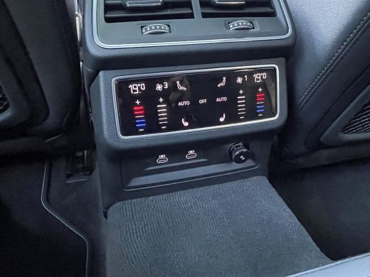 Audi A6 Avant 55 TFSI e quattro Pro Line S Competition/Bang & Olufsen/Head-up display/Side assist/ Adapti... ActivLease financial lease