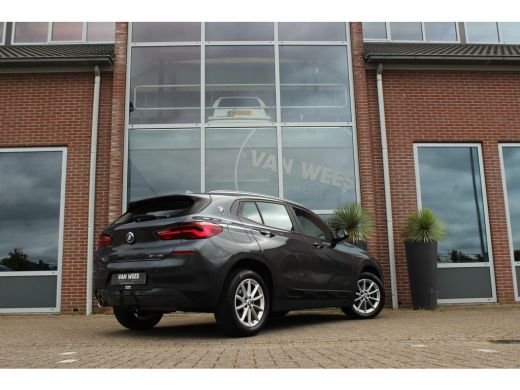 BMW X2 sDrive18i F39 High Executive Edition | 1e eigenaar | NL auto | Trekhaak | Head up | Leer | LED | Navi | PDC | 17 inch | inc BTW | Stoelverwarming | Automaat | 140 pk| ➡️ ActivLease financial lease