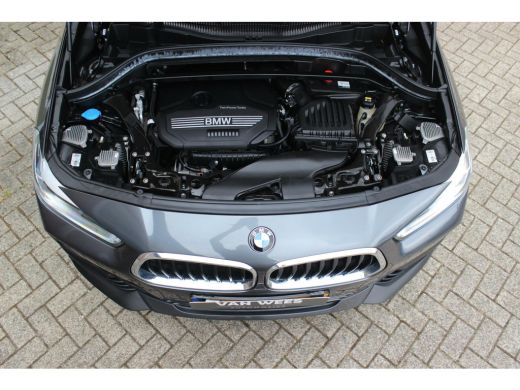 BMW X2 sDrive18i F39 High Executive Edition | 1e eigenaar | NL auto | Trekhaak | Head up | Leer | LED | Navi | PDC | 17 inch | inc BTW | Stoelverwarming | Automaat | 140 pk| ➡️ ActivLease financial lease
