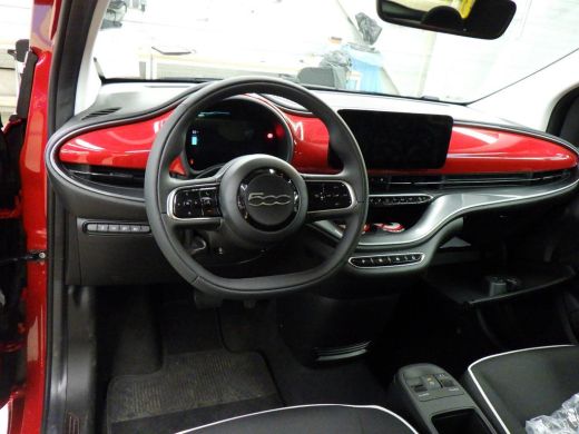 Fiat 500 Urban 42 kWh 3 Fase | Pack Style | Navigatie | Keyless | Climate Control | 16"LMV | Cruise Contro... ActivLease financial lease