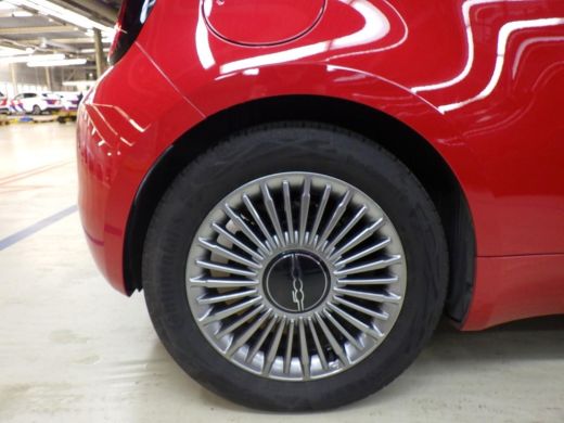 Fiat 500 Urban 42 kWh 3 Fase | Pack Style | Navigatie | Keyless | Climate Control | 16"LMV | Cruise Contro... ActivLease financial lease