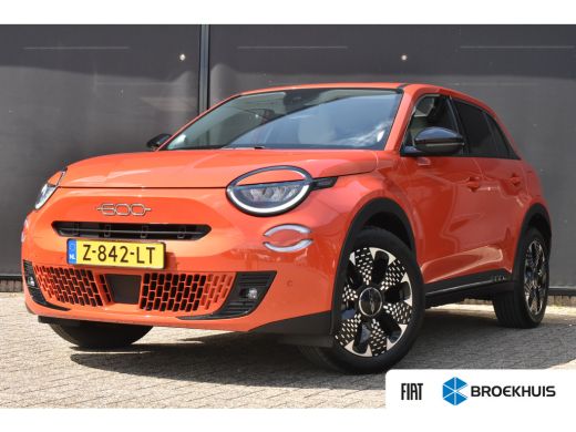 Fiat 600E La Prima 54 kWh 3 Fase | Vol-Leder | Massage | Adaptive Cruise | Stoelverwarming | Elektr. Achter... Fiat 600E La Prima 54 kWh 3 Fase | Vol-Leder | Massage | Adaptive Cruise | Stoelverwarming | Elektr. Achter...