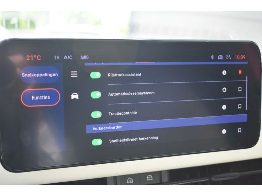 Fiat 600E La Prima 54 kWh 3 Fase | Vol-Leder | Massage | Adaptive Cruise | Stoelverwarming | Elektr. Achter... ActivLease financial lease