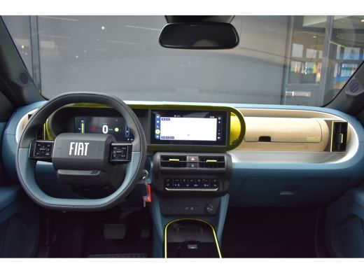 Fiat Grande Panda La Prima 11 kW 44 kWh DEMO-DEAL! | Achteruitrijcamera | Draadloze Carplay | Stoel/Stuur verwarmin... ActivLease financial lease