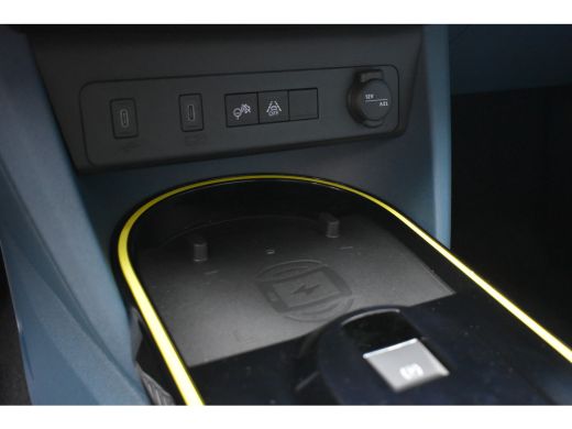 Fiat Grande Panda La Prima 11 kW 44 kWh DEMO-DEAL! | Achteruitrijcamera | Draadloze Carplay | Stoel/Stuur verwarmin... ActivLease financial lease