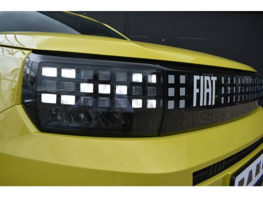 Fiat Grande Panda La Prima 11 kW 44 kWh DEMO-DEAL! | Achteruitrijcamera | Draadloze Carplay | Stoel/Stuur verwarmin... ActivLease financial lease