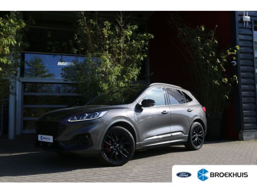 Ford Kuga 2.5 PHEV ST-Line X Black Pack | AGR-stoelen | Elek. Trekhaak | Adapt. Cruise | Blis | 20'' Ford Kuga 2.5 PHEV ST-Line X Black Pack | AGR-stoelen | Elek. Trekhaak | Adapt. Cruise | Blis | 20''