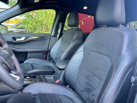 Ford Kuga 2.5 PHEV ST-Line X Black Pack | AGR-stoelen | Elek. Trekhaak | Adapt. Cruise | Blis | 20'' ActivLease financial lease