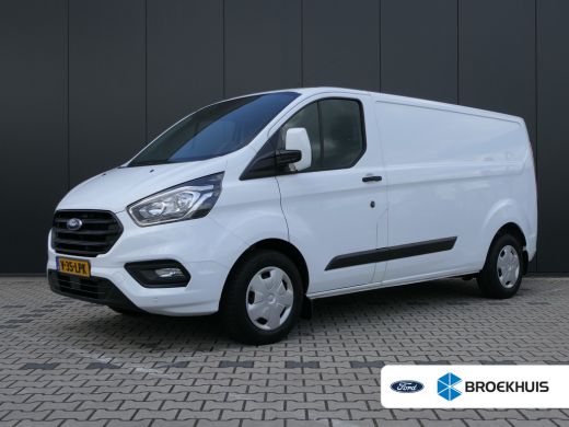 Ford Transit Custom 320 2.0 TDCI L2H1 Trend | 3-Zits | Navigatie | BLIS | Camera | DAB | Stoelverwarming | Voorruit V... Ford Transit Custom 320 2.0 TDCI L2H1 Trend | 3-Zits | Navigatie | BLIS | Camera | DAB | Stoelverwarming | Voorruit V...