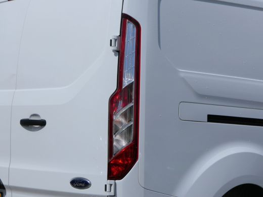 Ford Transit Custom 320 2.0 TDCI L2H1 Trend | 3-Zits | Navigatie | BLIS | Camera | DAB | Stoelverwarming | Voorruit V... ActivLease financial lease