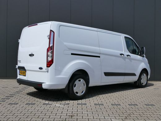 Ford Transit Custom 320 2.0 TDCI L2H1 Trend | 3-Zits | Navigatie | BLIS | Camera | DAB | Stoelverwarming | Voorruit V... ActivLease financial lease