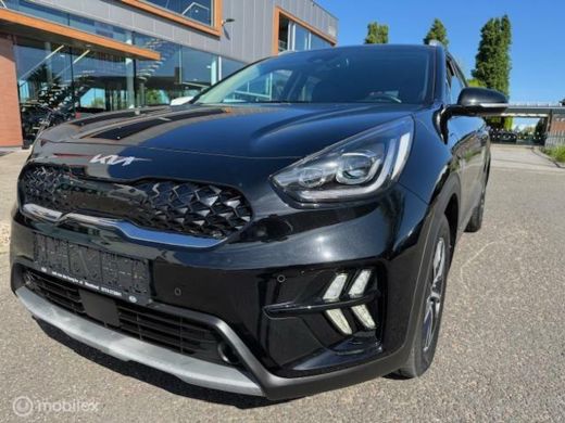 Kia Niro 1.6 GDi PHEV DynamicPlusLine 55km volledig electrisch rijden Hierna hybride , Dodehoek detectie ,... ActivLease financial lease