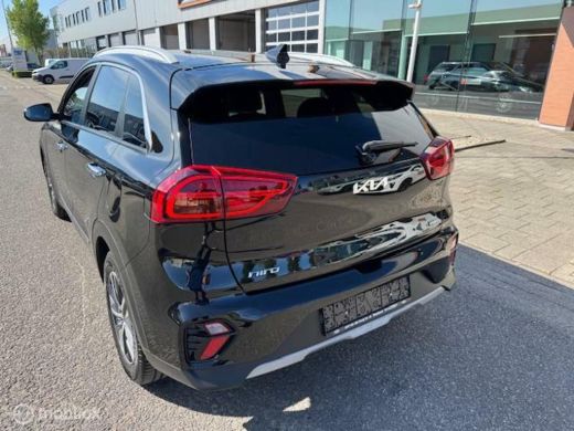 Kia Niro 1.6 GDi PHEV DynamicPlusLine 55km volledig electrisch rijden Hierna hybride , Dodehoek detectie ,... ActivLease financial lease