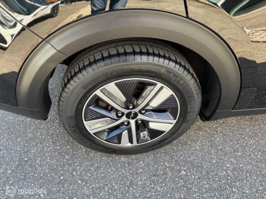 Kia Niro 1.6 GDi PHEV DynamicPlusLine 55km volledig electrisch rijden Hierna hybride , Dodehoek detectie ,... ActivLease financial lease