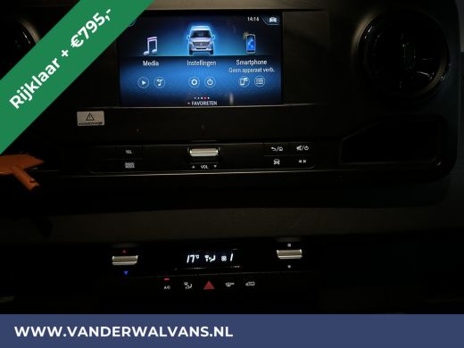Mercedes Sprinter 314 CDI 143pk Bakwagen 4.4m Lang Laadklep Zijdeur 975kg laadvermogen Euro6 RIJKLAAR Airco | Camer... ActivLease financial lease