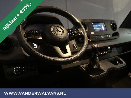 Mercedes Sprinter 314 CDI 143pk Bakwagen 4.4m Lang Laadklep Zijdeur 975kg laadvermogen Euro6 RIJKLAAR Airco | Camer... ActivLease financial lease