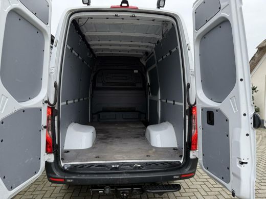 Mercedes Sprinter bestel 519 3.0 CDI L2H2 EURO 6 190 PK Dubbel Lucht ActivLease financial lease