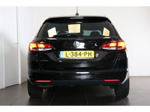 Opel Astra Sports Tourer 1.2 Edition 110pk | Airco | Camera | Cruise | Agr-stoelen | Navi | ActivLease financial lease