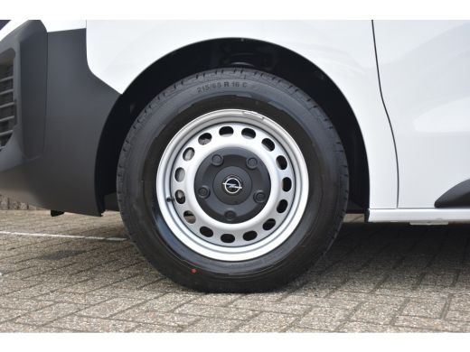 Opel Vivaro-e L2 75 kWh 3 Fase DEMO-DEAL! | Navigatie | Achteruitrijcamera | Draadloos Apple Carplay & Android ... ActivLease financial lease