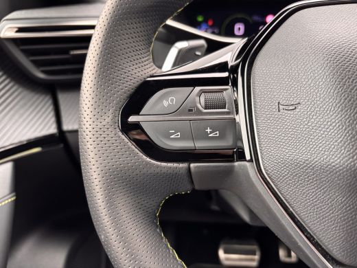Peugeot 2008 1.2 PureTech 130 GT | Cruise control adaptief met Stop&Go | Keyless entry | Sfeerverlichting ActivLease financial lease