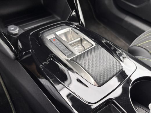 Peugeot 2008 1.2 PureTech 130 GT | Cruise control adaptief met Stop&Go | Keyless entry | Sfeerverlichting ActivLease financial lease