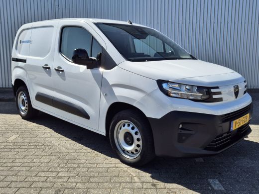 Peugeot Partner 1.5 BlueHDi 100PK | S&S L1 | Achteruitrijcamera | Betonplex laadvloer | Trekhaak | Betonplex in l... ActivLease financial lease