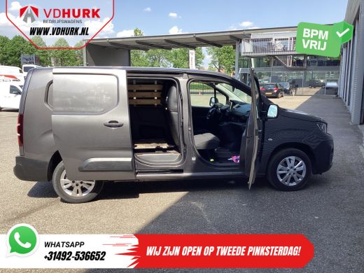 Peugeot Partner 1.5 HDI 130 pk Aut. L2 BPM VRIJ! 3 Pers./ Navi/ Keyless/ Carplay/ Camera/ PDC/ LMV/ Cruise/ Airco ActivLease financial lease
