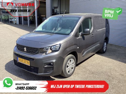 Peugeot Partner 1.5 HDI 130 pk Aut. L2 BPM VRIJ! 3 Pers./ Navi/ Keyless/ Carplay/ Camera/ PDC/ LMV/ Cruise/ Airco ActivLease financial lease