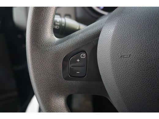 Renault Trafic 2.0 dCi 145 T29 L2H1 DC Comfort | Airco | Cruisecontrol | Dab ActivLease financial lease