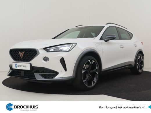 Seat Formentor 1.4 e-Hybrid Performance 245pk | Trekhaak | Keyless | Park assisst | Full led koplampen | Navigat... Seat Formentor 1.4 e-Hybrid Performance 245pk | Trekhaak | Keyless | Park assisst | Full led koplampen | Navigat...