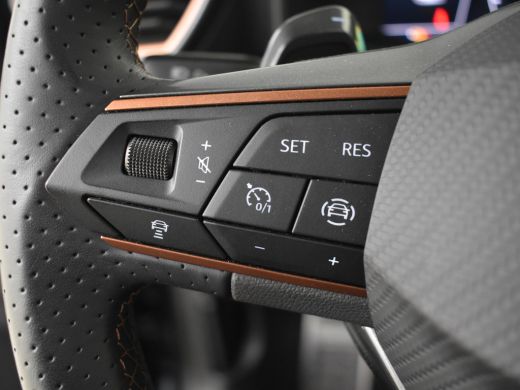 Seat Formentor 1.4 e-Hybrid VZ Performance 245pk | Trekhaak | Adaptief cruise control | Keyless | Dodehoekdetect... ActivLease financial lease