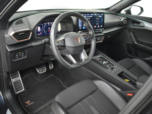 Seat Formentor 1.4 e-Hybrid VZ Performance 245pk | Trekhaak | Adaptief cruise control | Keyless | Dodehoekdetect... ActivLease financial lease