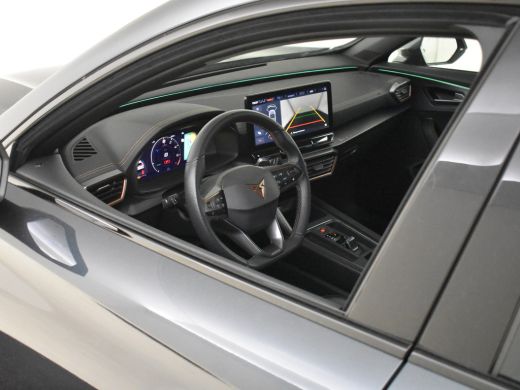 Seat Formentor 1.4 e-Hybrid VZ Performance 245pk | Trekhaak | Adaptief cruise control | Keyless | Dodehoekdetect... ActivLease financial lease