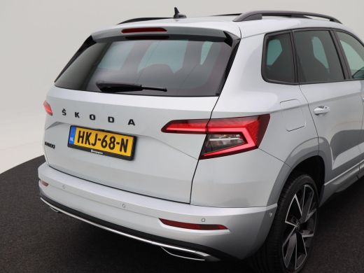 Skoda Karoq 1.5 TSi 150 Pk Automaat Sportline Business | Panoramadak | Trekhaak | Full LED | Camera | 19 Inch... ActivLease financial lease