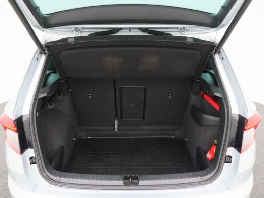 Skoda Karoq 1.5 TSi 150 Pk Automaat Sportline Business | Panoramadak | Trekhaak | Full LED | Camera | 19 Inch... ActivLease financial lease