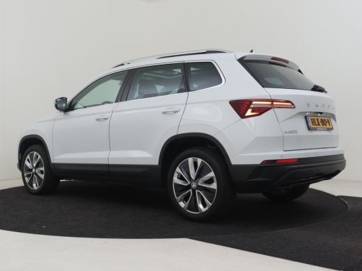 Skoda Karoq 1.5 TSI ACT Business Edition 150pk DSG/AUTO | Panorama dak | Adaptief cruise control | Navigatie ... ActivLease financial lease