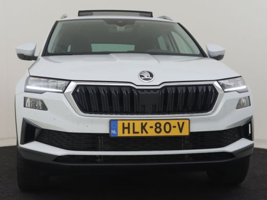 Skoda Karoq 1.5 TSI ACT Business Edition 150pk DSG/AUTO | Panorama dak | Adaptief cruise control | Navigatie ... ActivLease financial lease