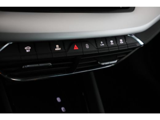 Skoda Octavia Combi 2.0 TDI Cruise Control, Apple Carplay, Climate Control, Airco ActivLease financial lease